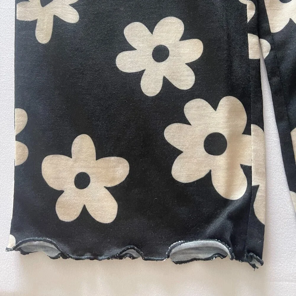 Cat & Jack Black and Cream Floral Pajama Set Size XL - Picture 4 of 5